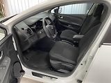 Renault Clio 0.9 TCe ČR 1.MAJ REZERVACE  - náhled 20