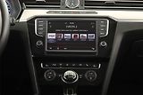 Volkswagen Passat (2016) Highline 2.0 TDI, Navi - náhled 13