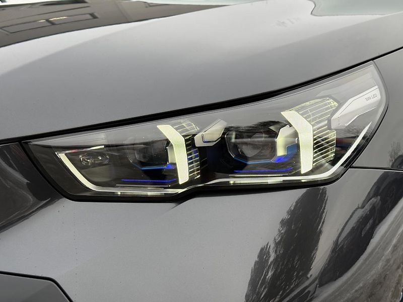 BMW Řada 5 540d xDrive Sedan - fotka 13 z 16