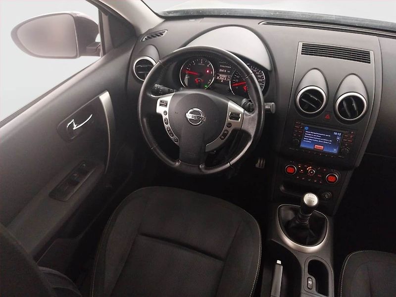 Nissan Qashqai (2011) 2.0 dCi, Navi, Tempomat - fotka 7 z 20
