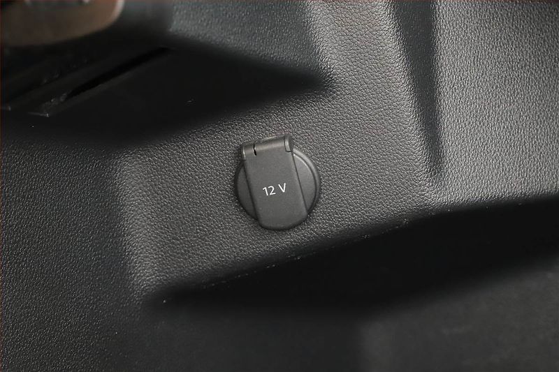Škoda Fabia (2019) Style 1.0 TSI, Navi, Tempomat - fotka 10 z 19