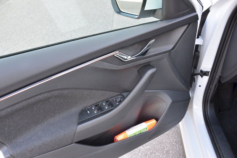 Škoda Kamiq (2025) 1.0 TSI 85 kW TOP Selection DS - fotka 13 z 25