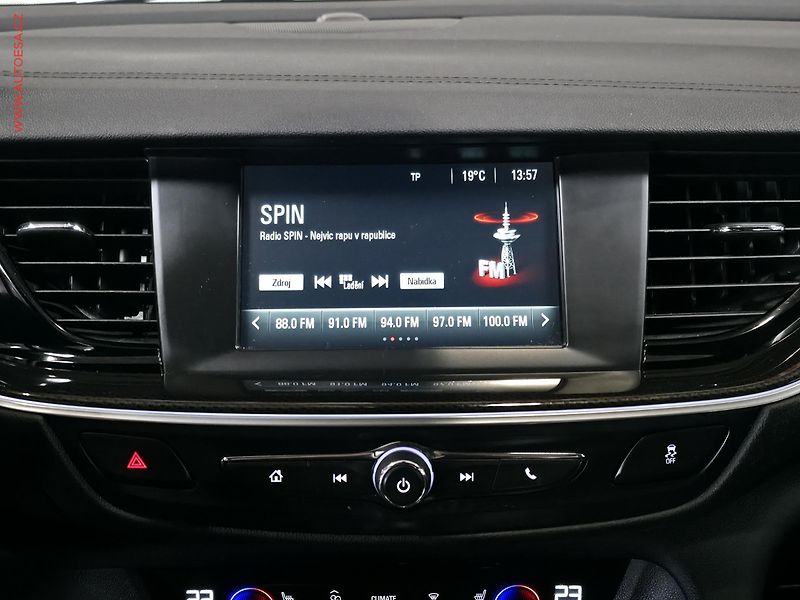 Opel Insignia (2021) 2.0 CDTi, AT, LED, navi - fotka 14 z 18