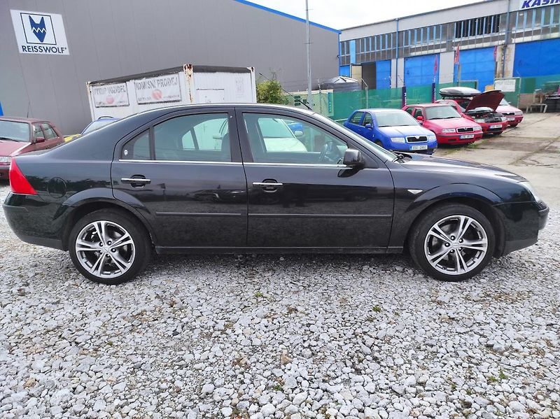 Ford Mondeo AUTOMAT, GHIA, LIFTBACK - fotka 7 z 20