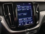Volvo XC60 B4 AWD MOMENTUM AUT  - náhled 39