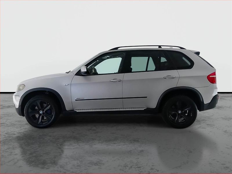 BMW X5 (2010) xDrive30d, 4X4, Automat - fotka 3 z 17