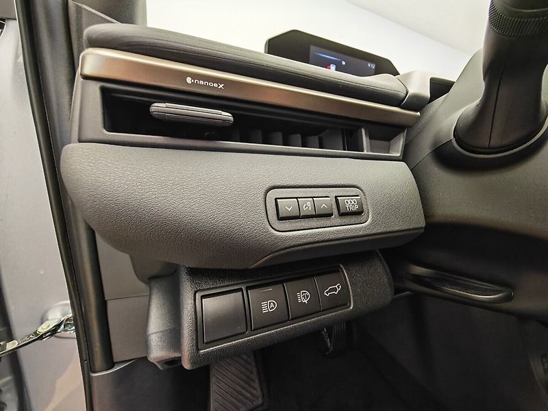 Toyota bZ4X Touring 4x4 Style - fotka 29 z 43