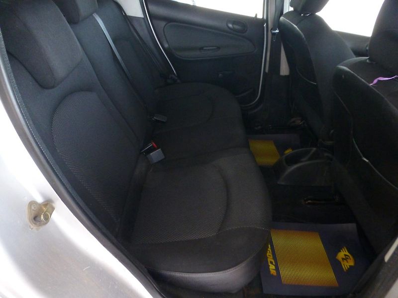 Peugeot 206 (2006) 1,4i**KLIMATIZACE**5DV - fotka 19 z 23