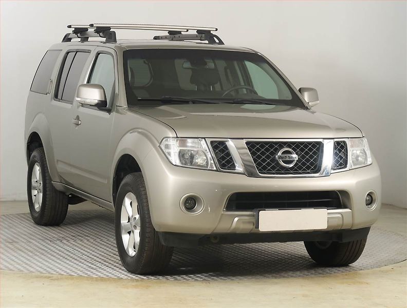 Nissan Pathfinder (2013) 2.5 dCi, 4X4, 7 míst - fotografie inzerátu