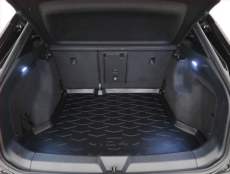 Volkswagen ID.4 (2021) Pro Perf. (82 kWh), SoH 90% - fotka 14 z 27