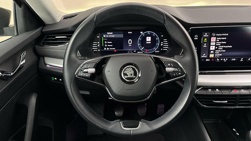 Škoda Octavia 2.0 TDI Style Combi - fotka 9 z 24