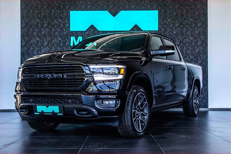 RAM 1500 (2019) 5.7 V8 Hemi - fotka 2 z 22