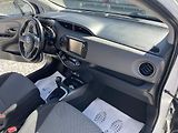 Toyota Yaris 1.5i 16v HYBRID 142TKM TOP 1A! - náhled 139