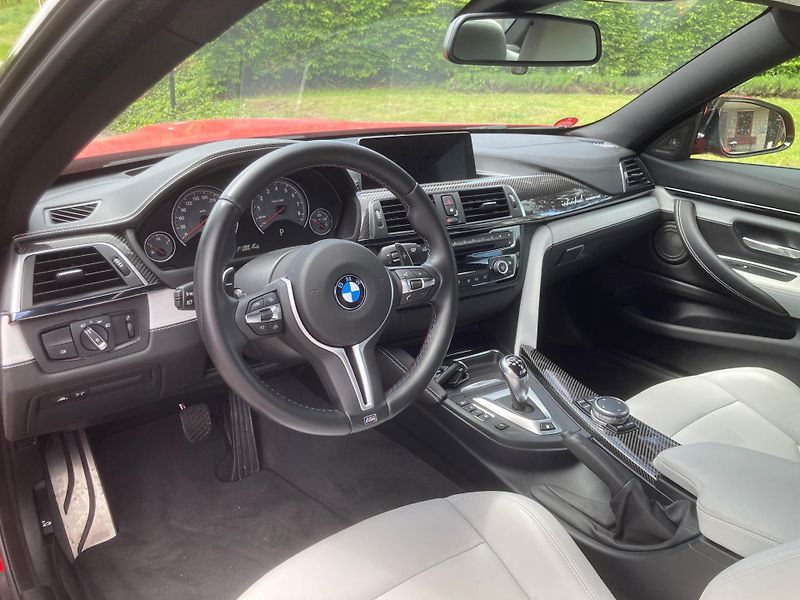 BMW M4 (2016) BMW M4 Kupé - fotka 8 z 10