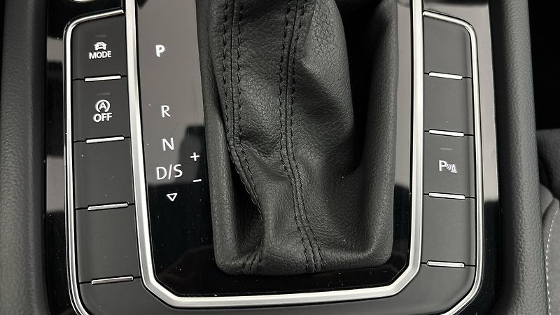 Volkswagen Passat 2.0 TDI DSG 4x4 4motion Alltra - fotka 25 z 32