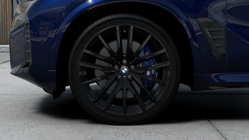 BMW X5 xDrive30d - fotka 8 z 14