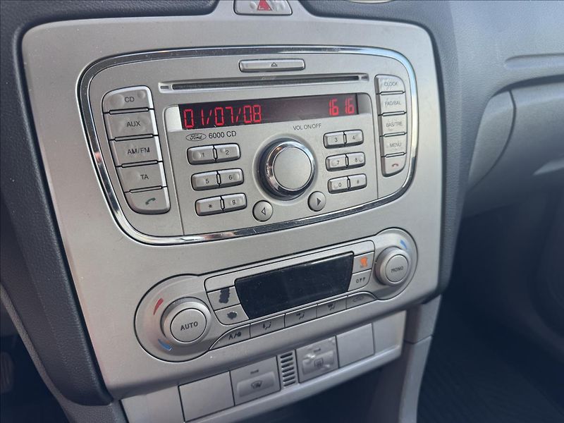 Ford Focus 1,8 tdci - fotka 13 z 15