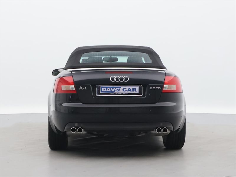 Audi A4 2,5 TDI  120kW MAN Cabriolet - fotka 6 z 31