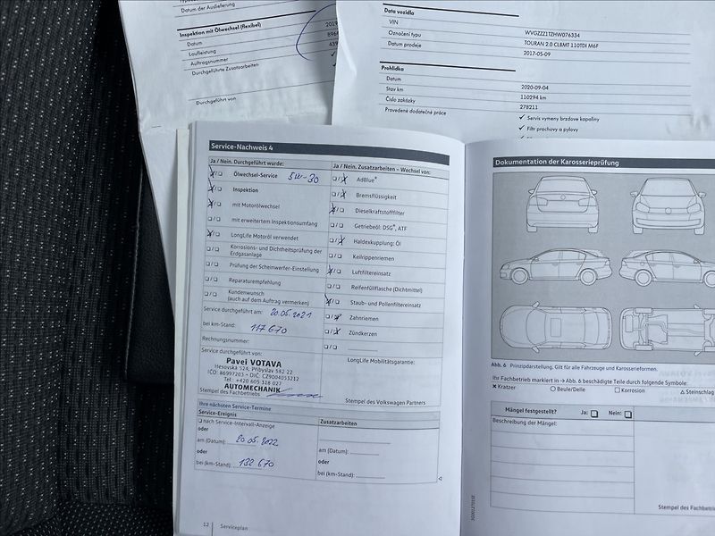 Volkswagen Touran 2,0 TDi 110kw Highline Panoram - fotka 19 z 48