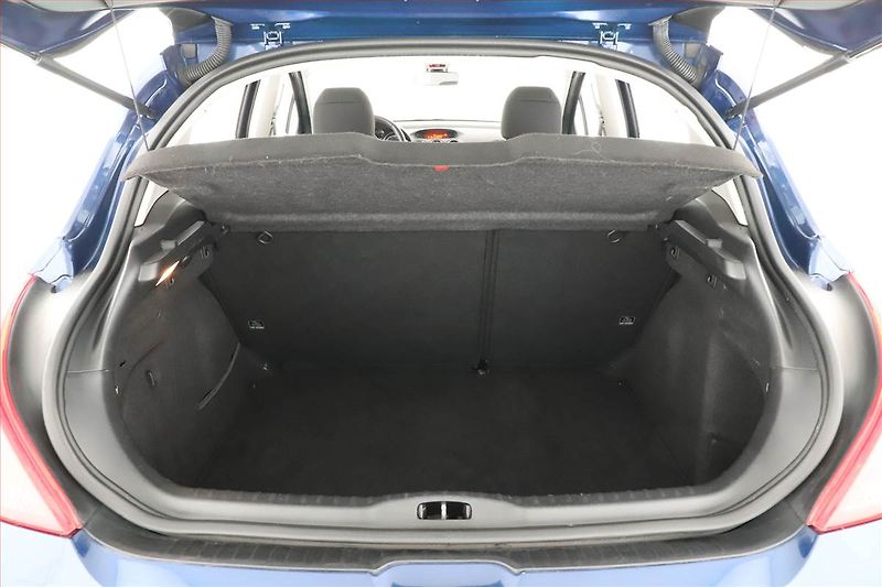 Peugeot 308 (2008) 1.4 VTi, Serv.kniha, po STK - fotka 13 z 14