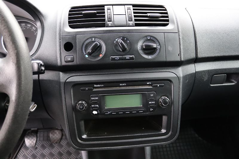 Škoda Fabia - fotka 30 z 51