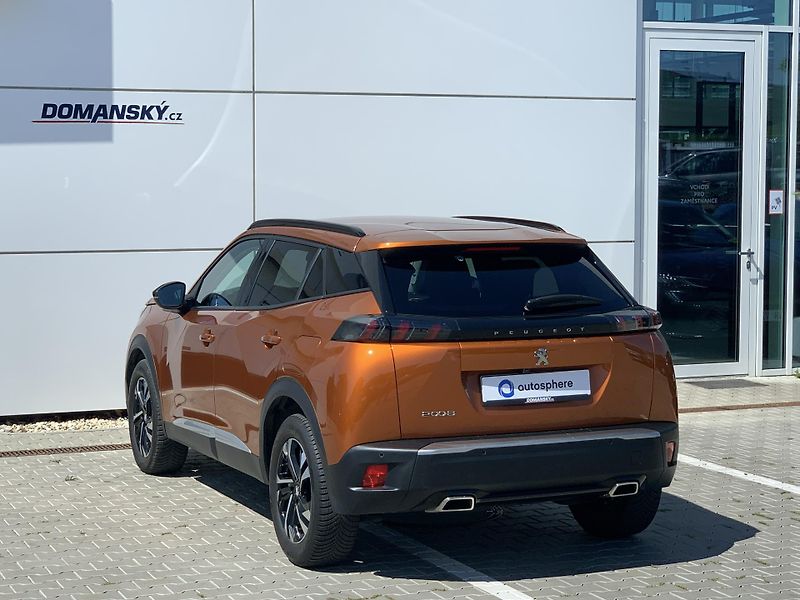 Peugeot 2008 ALLURE 1,2 PureTech 96kW AT - fotka 13 z 30