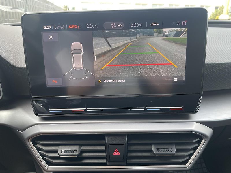 Seat Leon (2021) 1.5 TSI 110 kW DSG FR - fotka 19 z 47