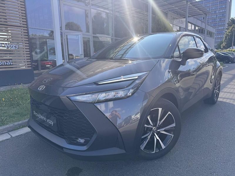 Toyota C-HR 1.8 Style - fotka 4 z 13