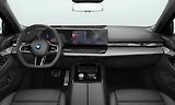 BMW Řada 5 550e xDrive Touring - náhled 2