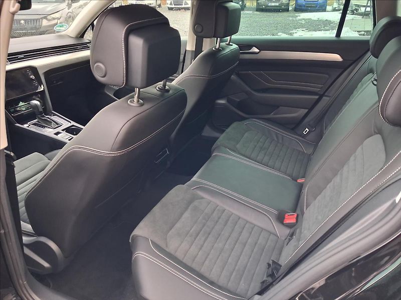 Volkswagen Passat 2,0 2.0TDi, metrix, DPH - fotka 11 z 19