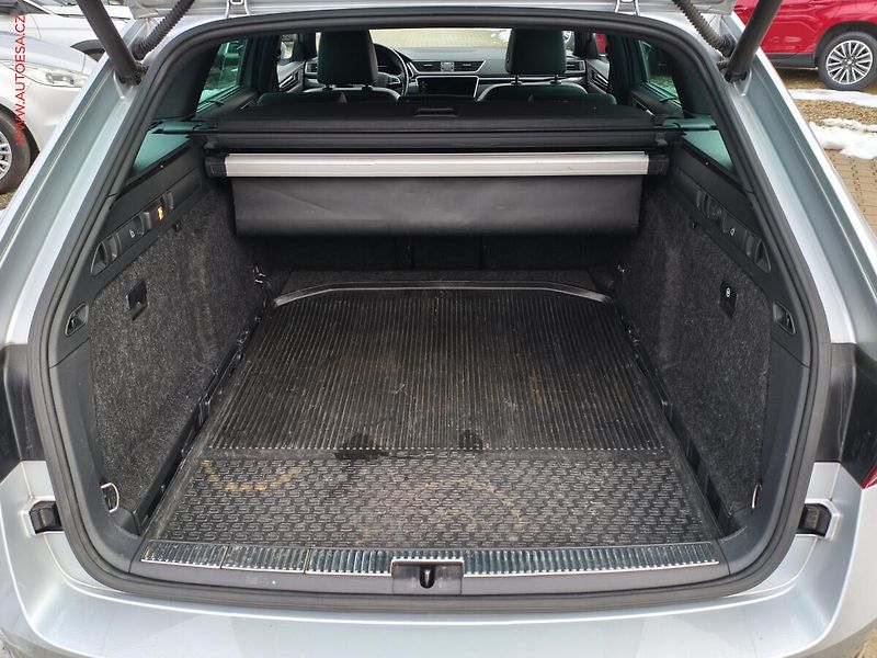 Škoda Superb (2019) 2.0 TDi 4x4, L&K, DSG, TZ, - fotka 7 z 19
