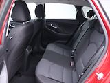 Hyundai i30 1,0 T-GDI Automat CZ Smart DPH - náhled 13