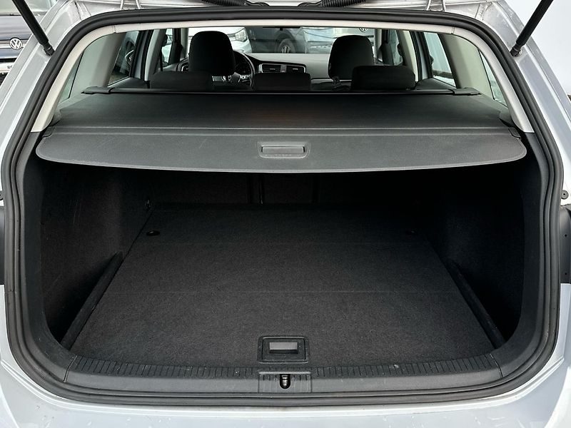Volkswagen Golf Variant 1.0 TSI 81kw Comfortli - fotka 15 z 23