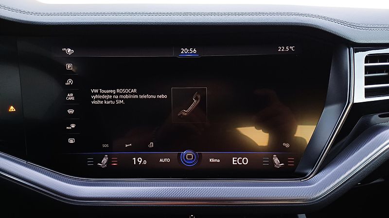 Volkswagen Touareg R-LINE 210kW-WEBASTO-HUD-TZ- - fotka 38 z 50