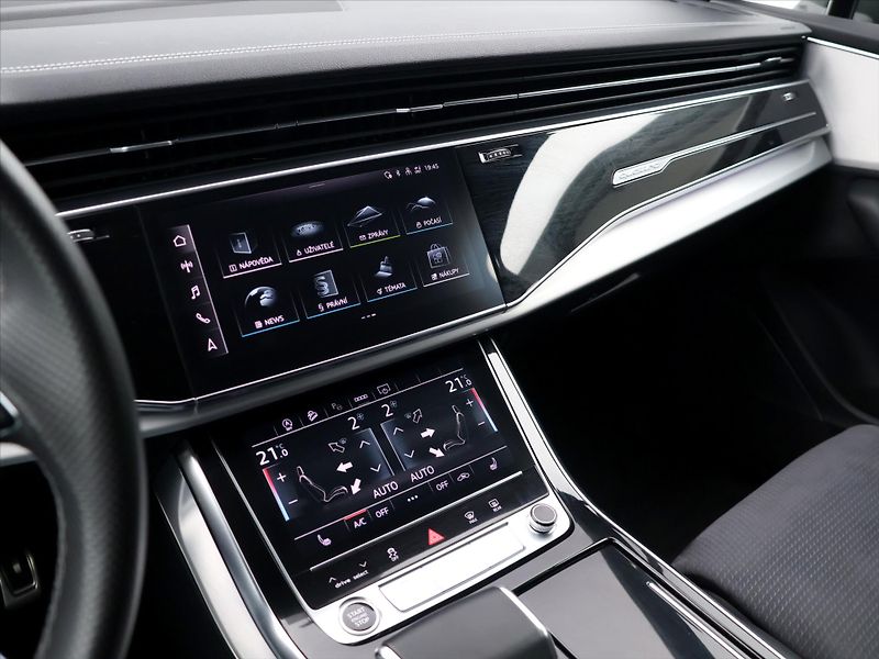 Audi Q7 3,0 50 TDI Quattro S line CZ - fotka 28 z 43