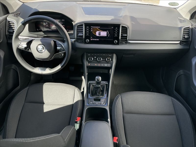 Škoda Karoq 1,5 TSI Ambition LED+PDC TAŽNÉ - fotka 6 z 24