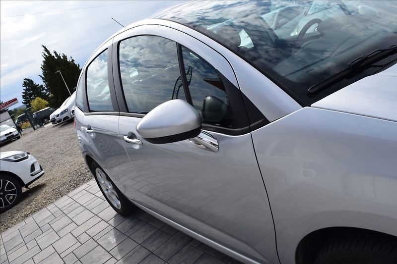 Citroën C3 1,1 i 44KW PO SERVISE NOVÁ STK - fotka 5 z 40