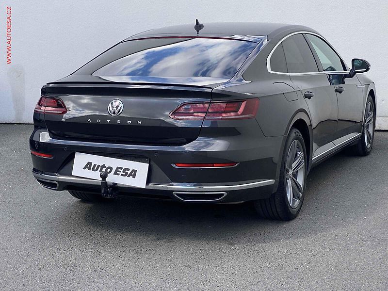 Volkswagen Arteon (2019) 2.0 TSi, R-Line, DSG, TZ - fotka 4 z 19