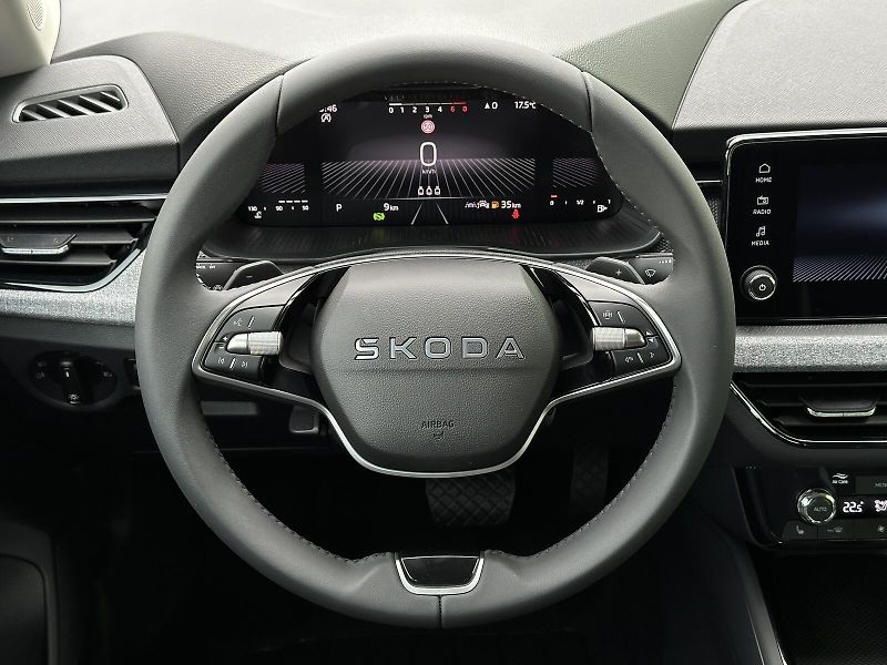 Škoda Kamiq 1.0TSi DSG 116PS KAMERA+PDC P/ - fotka 18 z 43