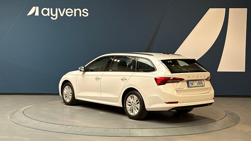 Škoda Octavia 1.5 TSI 110kW Ambition Combi - fotka 3 z 13