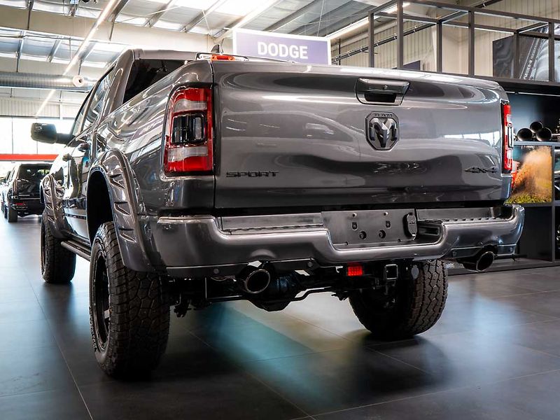 Dodge RAM (2024) 5.7 eTorque Sport 6 Lift - fotka 3 z 34