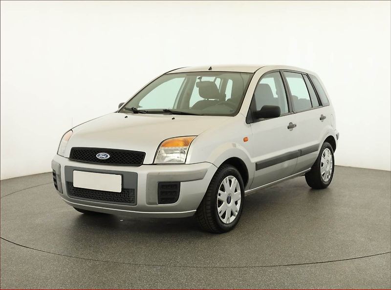 Ford Fusion (2006) 1.6, Automat, po STK - fotka 2 z 14