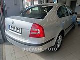 Škoda Octavia (2004) 1.6i, ČR, AC, STK6/28 - náhled 1