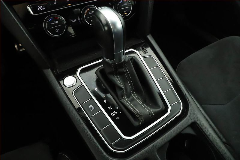 Volkswagen Arteon (2019) R-line 2.0 TDI - fotka 14 z 20