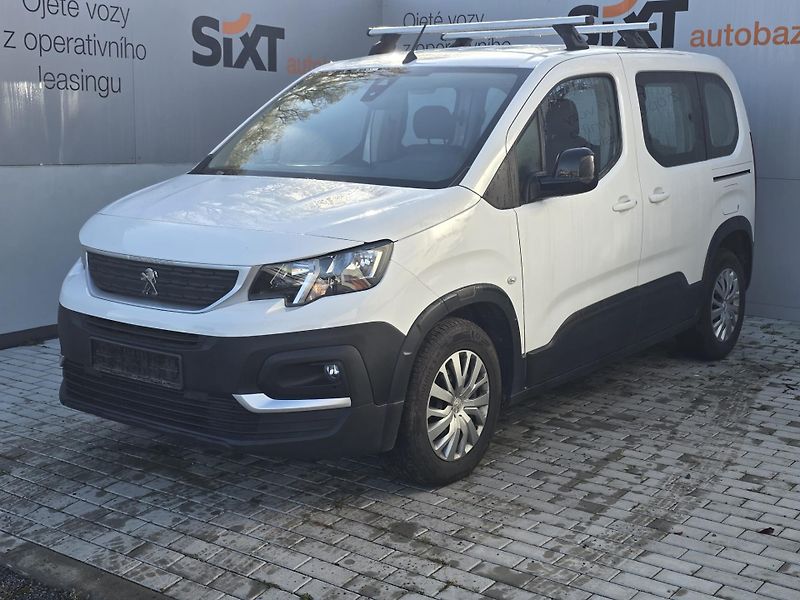 Peugeot Rifter  Active 1,5 BlueHDi (75 kW - fotka 2 z 7