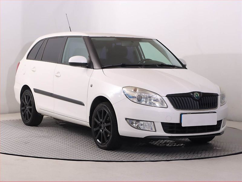 Škoda Fabia (2010) 1.6 TDI, nová STK - fotografie inzerátu