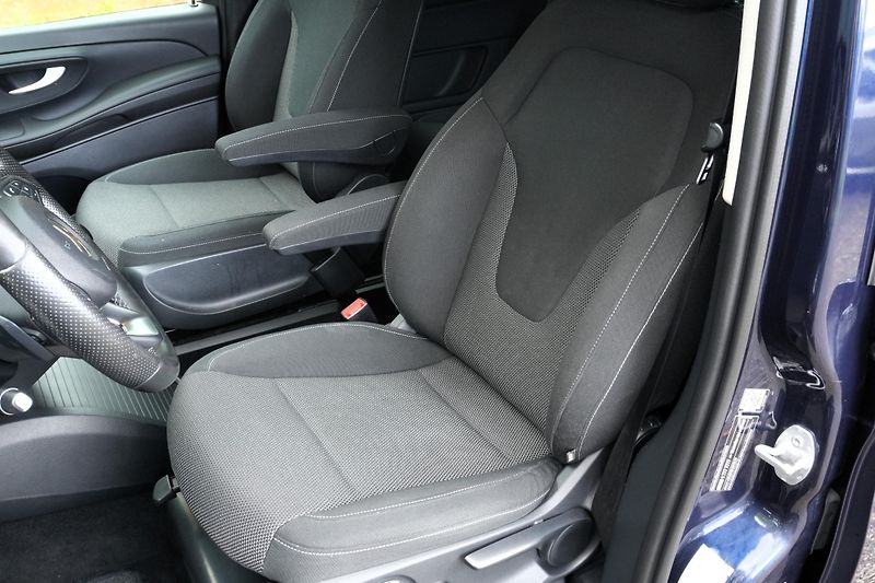 Mercedes-Benz Třídy V V250d 4Matic, 7míst, Webasto - fotka 25 z 33