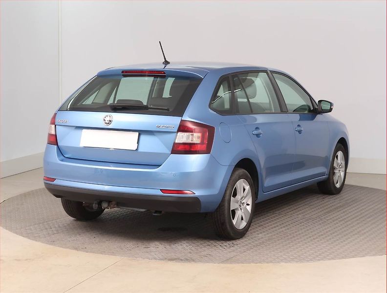 Škoda Rapid (2017) Spaceback 1.0 TSI - fotka 5 z 15
