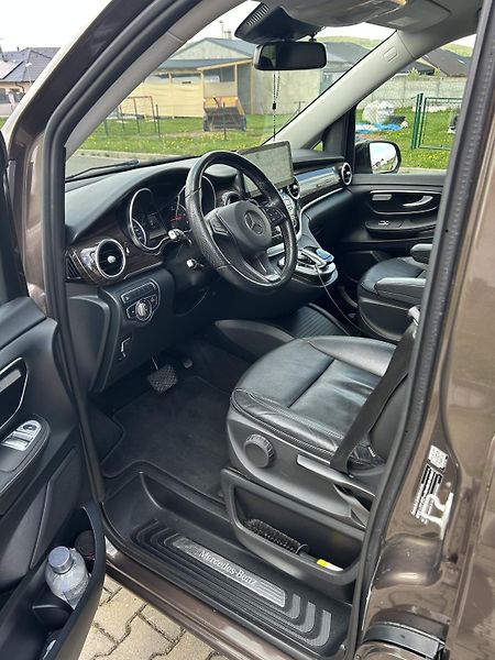 Mercedes-Benz Třídy V (2017) Velmi pěkný stav - fotka 8 z 25