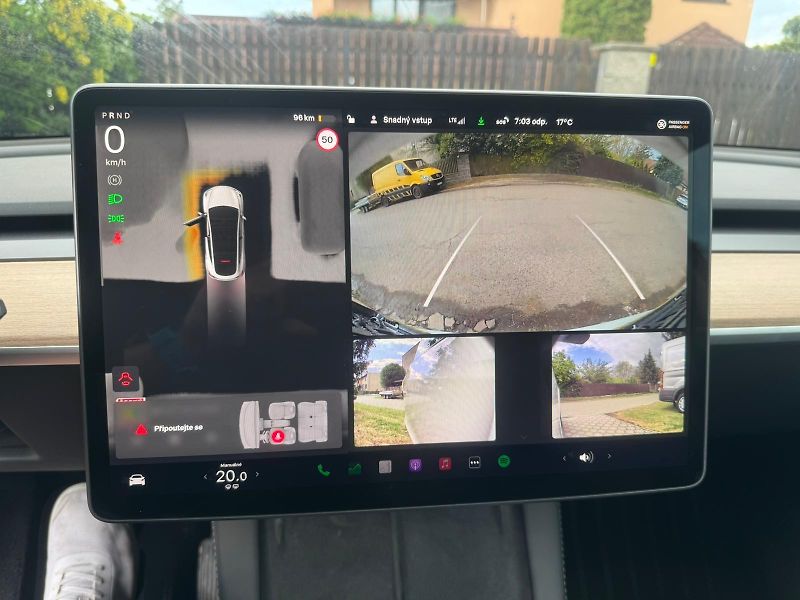 Tesla Model Y PODĚBRADY LR DM   91% - fotka 31 z 44